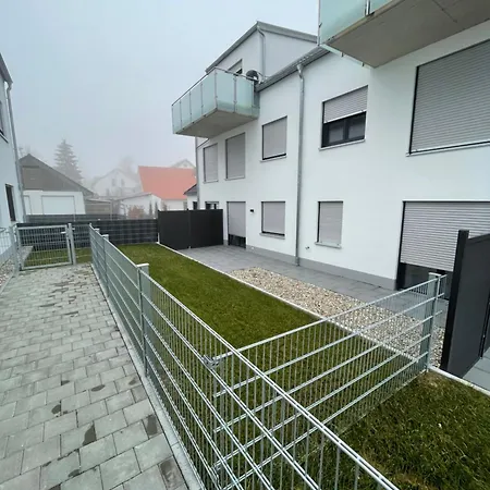 Apartmán Hochwertige Stilvolle 2 Erdgeschoss Mit Grosser Terasse Und Garten